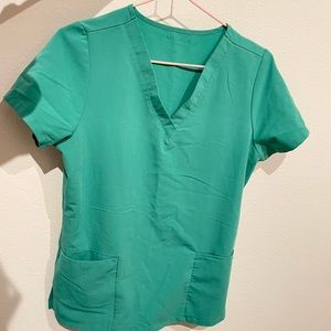 Mandala Scrubs Women’s Two Pocket Scrub Top - Surgical Green - XS
